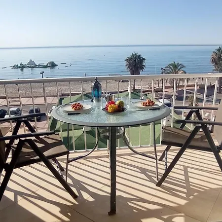 Apartment Playa De Carvajal, Maravillosas Vistas Al Mar, Relajate Y Disfruta Fuengirola