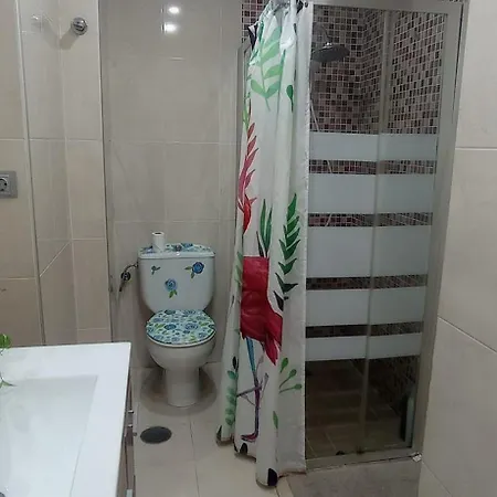 Apartment Playa De Carvajal, Maravillosas Vistas Al Mar, Relajate Y Disfruta Fuengirola