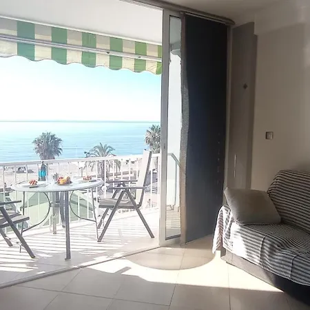 Playa De Carvajal, Maravillosas Vistas Al Mar, Relajate Y Disfruta * Fuengirola